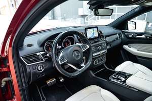 MERCEDE DEZ B ENZ GLE 43 AMG occasion en parfait état avant traction voiture lumière intérieur cuir tissu sièges - Product Image 3