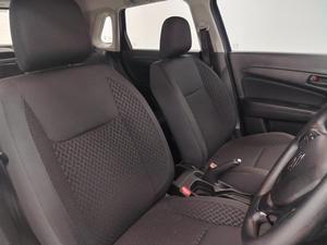 SUZUKI VITARA BREZZA 2022 GL d'occasion 1.5 Outils pour conduite à gauche/droite - Product Image 3