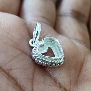 Colgante de Corazón de Plata de Ley 925 Maciza 2026, Cuentas de Bisel para Joyería DIY, Suministros en Blanco para Fabricación de Joyería, Dijes al por Mayor de 10x10mm - Product Image 1