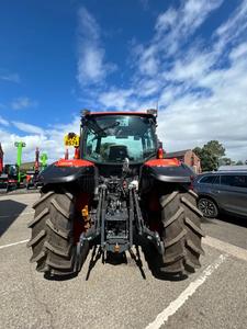 รถแทรกเตอร์ M6-121u คูโบต้า - Product Image 3