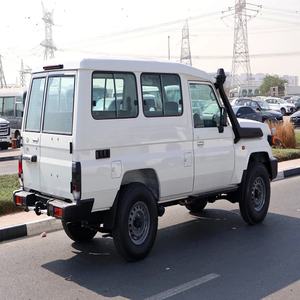 Toyota Land Cruiser 70 d'occasion - Toyota LC78 Hard Top 4.2L V6 Diesel MT - Product Image 6