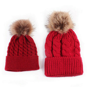 Chapeaux tricotés d'hiver en laine douce personnalisés pour enfants Casquette crâne style Hip Hop en tissu à chevrons avec bonnet à pompon pour enfants - Product Image 2