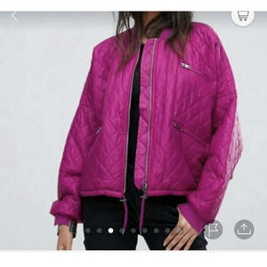 Giacca trapuntata da donna Free People Mixed Signals viola taglia XL, leggera, stile college con logo personalizzato per l'autunno - Product Image 1