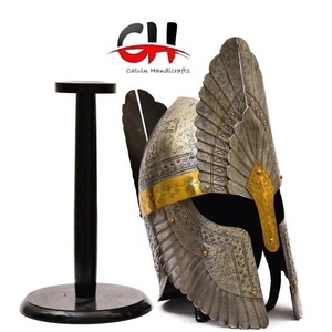 Casque d'armure médiévale, casque de guerrier, casque de cosplay prêt à la bataille Calvin Handicraft - Product Image 1