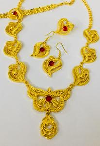 2024 conjunto de moda Vintage italiano chapado en oro de 24 quilates incluye collar diseñado en EE. UU. peine anillo de dedo fabricante indio cobre - Product Image 4