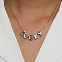 Collar de abalorios con letras de burbujas pequeñas en 3D chapado en oro de 18 quilates, collar con colgante de nombre inicial personalizado para mujer