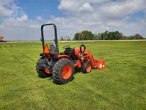 รถแทรกเตอร์คูโบต้า LX2620HSD ใหม่ 70 แรงม้า เครื่องยนต์ดีเซล รถไถนาขนาดเล็ก ขับเคลื่อน 4 ล้อ พร้อมเครื่องยนต์แมสซีย์เฟอร์กูสัน รถไถแบบล้อ - Product Image 6