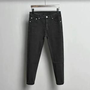 Nuevo estilo Demin Jeans Famoso diseño Tendencia Pantalones de mezclilla Pantalones vaqueros ajustados para hombres - Product Image 3