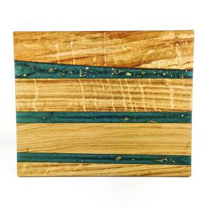 Planche à découper rectangulaire faite à la main, résine époxy et bois d'acacia pour légumes - Product Image 6