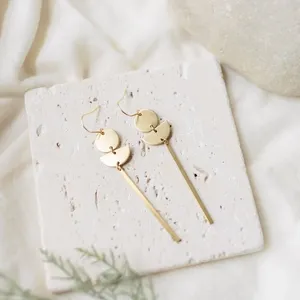 Pendientes de latón modernos más vendidos, joyería de moda de latón para mujer, pendientes artesanales indios con gran oferta, producto artesanal hecho a mano - Product Image 6