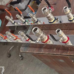 Dubey International 8 in 8 Out Water Manifold with <b>Ball</b> <b>Valve</b> for Pet Mold 2 Year Warranty - Product Image 6