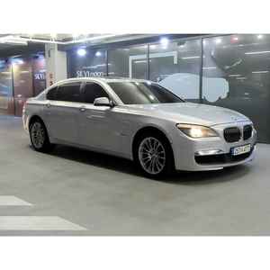 BMW Serie 7 (F01) 740 Li M Sports Turbo 4L, Caja de Cambios Manual/Automática, Volante a la Izquierda, Autos Usados, Gasolina/Eléctrico Híbrido - Product Image 1