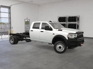 3C7WRNFL7RG325495 Camión Comercial 2024 Nuevo, Cabina Doble, Tracción en las 4 Ruedas, Diésel, Automático, Chasis de 84 Pulgadas, 550, 6.7L, Euro 2 - Product Image 3