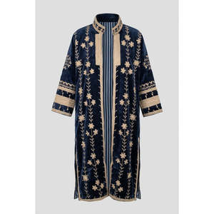 Kimono Reversible de Terciopelo Bordado a Mano con Diseño Suzani en Azul Marino y Dorado Antiguo, Relleno de Algodón - Product Image 6