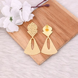 Handmade Designer Women Brass Gold Plated Stud Earring High Quality Brass Gold Plated Plain Stud Earrings Wholesale Manufacturer - Product Image 4