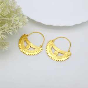 Pendientes de gran tamaño al por mayor, aros grandes de diseño a la moda, Pendientes chapados en oro de 18K, joyería de oreja hecha a mano geométrica, Material de latón - Product Image 3