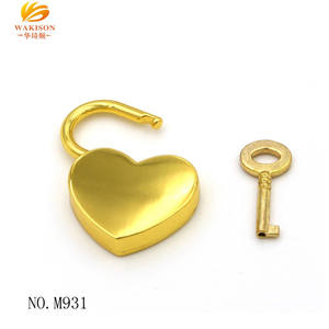 Venta al por mayor de candado de amor en forma de corazón pequeño vintage dorado antiguo de aleación de zinc con logotipo personalizado con llave - Product Image 5