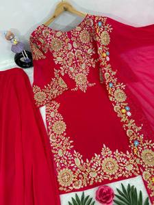 Ensemble de vêtements indiens pakistanais pour femmes, haut à sequins brodés de créateur avec sharara gharara, vêtements en soie pour les occasions de fête - Product Image 3