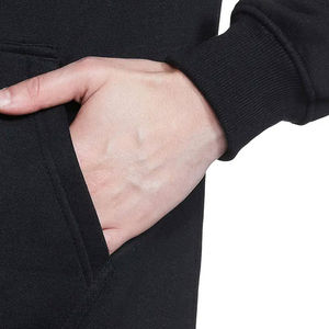 Sudadera con Capucha Sublimada de Color Negro para Hombre, Hecha a Medida, Diseño Impreso Digital para la Temporada de Invierno - Product Image 4