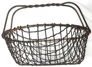 Cesta para eventos en hierro con recubrimiento en polvo con elegante acabado blanco, perfecta para regalos de bodas y embalaje personalizado - Product Image 2