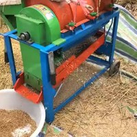 Batteuse multi-cultures à moteur à essence pour riz, blé, maïs et sorgho Équipement agricole à haut rendement