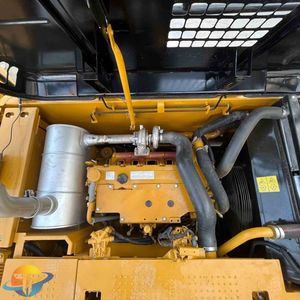 รถขุด Caterpillar CAT320D2L ยี่ห้อดังระดับโลก ให้ความมั่นคงเป็นพิเศษ มีรถมือสองพร้อมจำหน่าย - Product Image 3