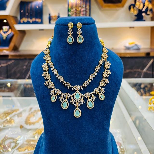 ทะเลสีเขียว