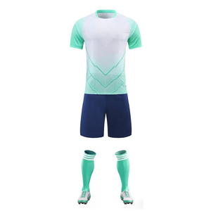 Nouveau modèle dernière impression avec logo personnalisé uniforme de football vêtements d'entraînement et de sport personnalisés maillot de football - Product Image 1