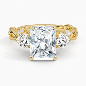 Bague de fiançailles Secret Garden en or 14K 18K avec trois diamants de laboratoire taille radiant, ronds et marquise - Product Image 1