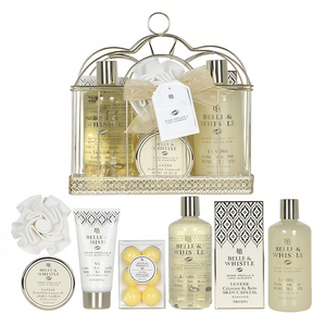 Set da Viaggio Belle & Whistle per la Cura della Pelle, Idratante di Grado Cosmetico e Gabbia per il Bagno per il Corpo - Product Image 2