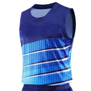 Ensembles de maillots de basket-ball à sublimation très vendus, tailles plus grandes, logo/couleur personnalisés, respirants, évacuant l'humidité, 100% polyester, adultes - Product Image 4