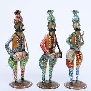 ชุดตุ๊กตาเหล็กน้ำหนักเบา3ชิ้นสำหรับตกแต่งบ้านหลากสี - Product Image 4