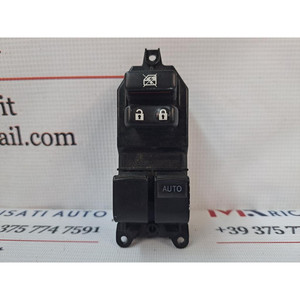 TOYOTA Yaris CENTRAL ALZAVETERS CENTRE PULSANTIERA Serie 089-0E75 (17>20) - Product Image 1