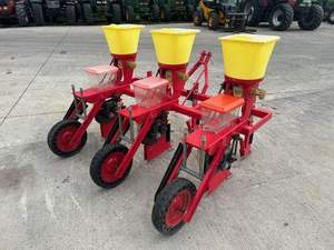 Sembradora Agrícola Multifuncional de Alta Precisión para Tractor, de 3-4 Filas, para Maíz, Soja, con Bomba de Motor y Planta Ajustable - Product Image 4