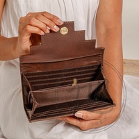 Dompet Paspor Kulit Asli Buatan Tangan Baru dengan Kancing, Ukuran Pendek, Anti RFID, Tahan Lama, Gaya Barat untuk Wanita