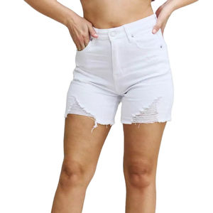 Pantalones cortos para mujer Pantalones cortos desgastados de cintura alta Super desgastados con pantalones cortos de mujer personalizados de piedra - Product Image 4