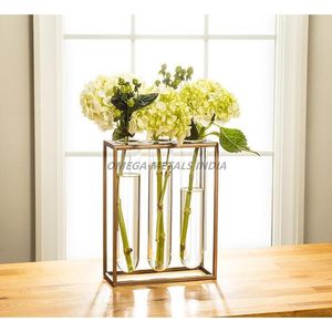 Vase décoratif de finition dorée en métal de haute qualité pour la décoration intérieure Vase en métal le plus vendu pour la décoration intérieure - Product Image 3