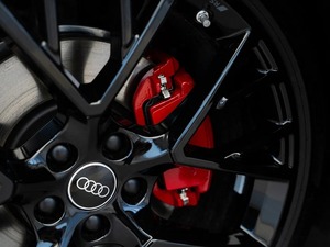 Audi A5 Sportback 2.0 AMT 204 hp 4WD Gasolina Automático Rojo Limpio, Sedán con Volante a la Izquierda/Derecha - Product Image 2