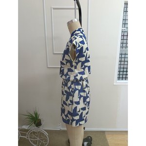 Combinaison courte en modal à manches courtes, col en V, boutonnée et à motifs pour femmes, 35929 - Bleu Saks - Product Image 6