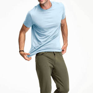 Offre Spéciale T-shirt pour hommes Logo personnalisé 95% coton col rond manches courtes tissu tricoté de haute qualité Style formel avec logo imprimé - Product Image 1