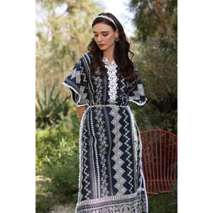 Traje de dos piezas sin coser de gasa bordada TL-52085, silueta holgada con cintura natural - Product Image 2