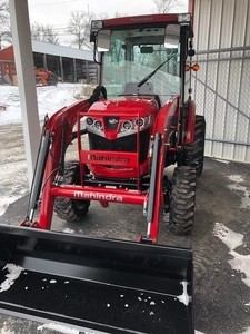 Tracteur Mahindra 1635 HST à vendre - Product Image 2