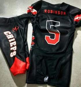 Uniformes personalizados de fútbol americano juvenil al por mayor, ropa de entrenamiento juvenil premium y uniformes de fútbol americano para hombres sublimados personalizados - Product Image 1