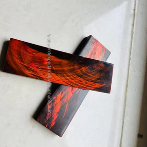 Plaques en corne de buffle polies de haute qualité pour montures de lunettes optiques Corne de vache et de boeuf Plaque blanche/noire Échelle de corne naturelle par FWE - Product Image 3