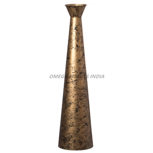 Jarrón cónico de metal dorado antiguo de lujo con acabado envejecido, elegante acento decorativo alto para espacios modernos para el hogar y la Oficina - Product Image 1