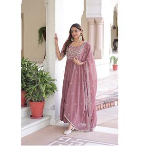 Vestido Anarkali de Georgette Sintética de la Mejor Calidad con Bordado de Hilos Múltiples, Lentejuelas y Cuentas para Mujeres, Ideal para Bodas y Eventos - Product Image 1