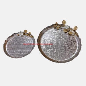 Meilleures ventes Plateau de service élégant décoratif en métal pour collations avec poignée dorée pour hôtel de mariage ou repas, plats et assiettes - Product Image 4