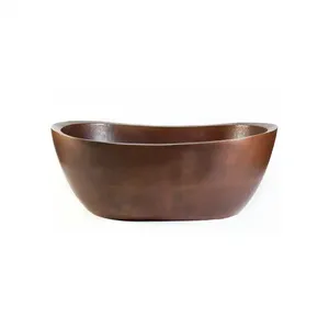 Baignoire en cuivre antique 67X28X28 Technique de sculpture gravée Artisanat en métal de l'exportateur indien de luxe pour la décoration de salle de bain Vente! - Product Image 4