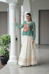 NAVALRATRI Special LEHENGA CHOLI COLECCIONES Ropa india y pakistaní para mujer - Product Image 5