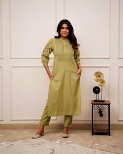 Conjunto de Kurti y Pantalón con Mangas Bordadas Pintex, Algodón Puro de Secado Rápido para Todas las Temporadas, Mejora tu Atuendo de Oficina, Comodidad Diaria, Elegancia para Fiestas - Product Image 3